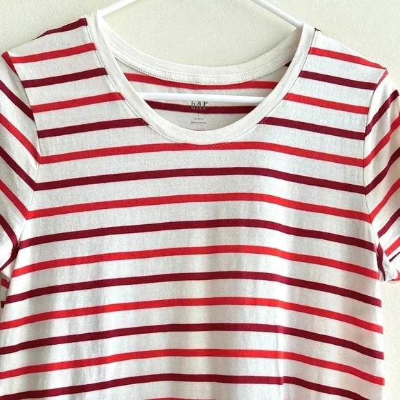 GAP Favorite T-Shirt, Women’s Red Maroon Striped Short Sleeve Shirt, Size Large - Picture 15 of 16